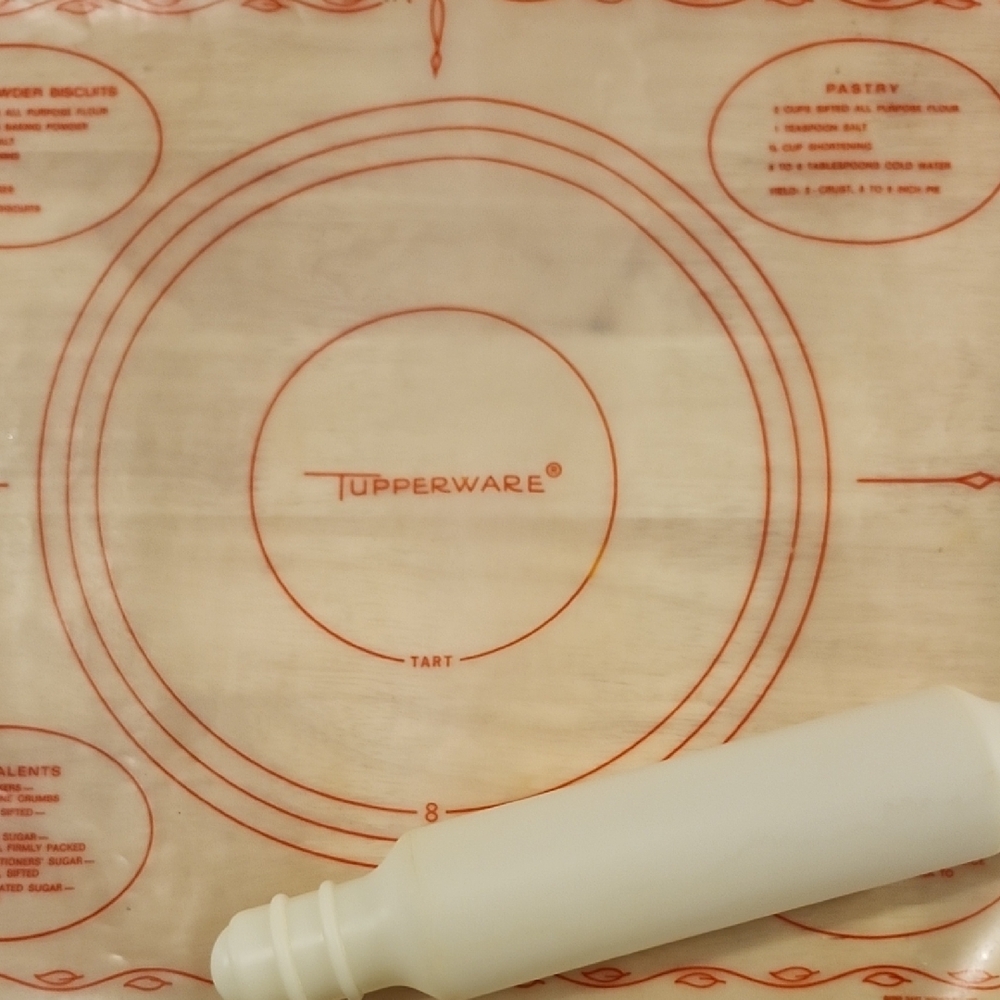 Vintage 1965 Tupperware Pastry Mat with Rolling Pin